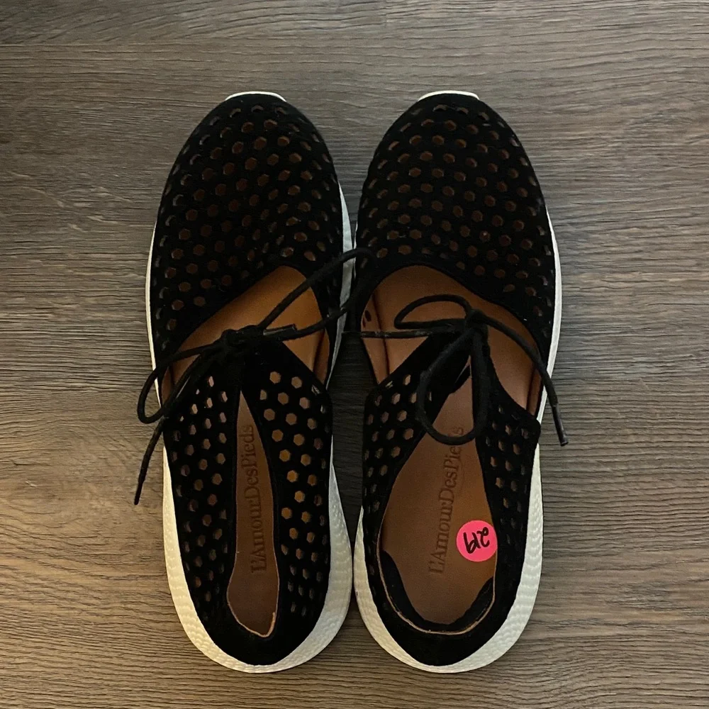 Women's Black Sneakers by L’Amour Des Pieds NWOT